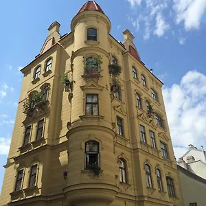 7th Heaven Center Daire