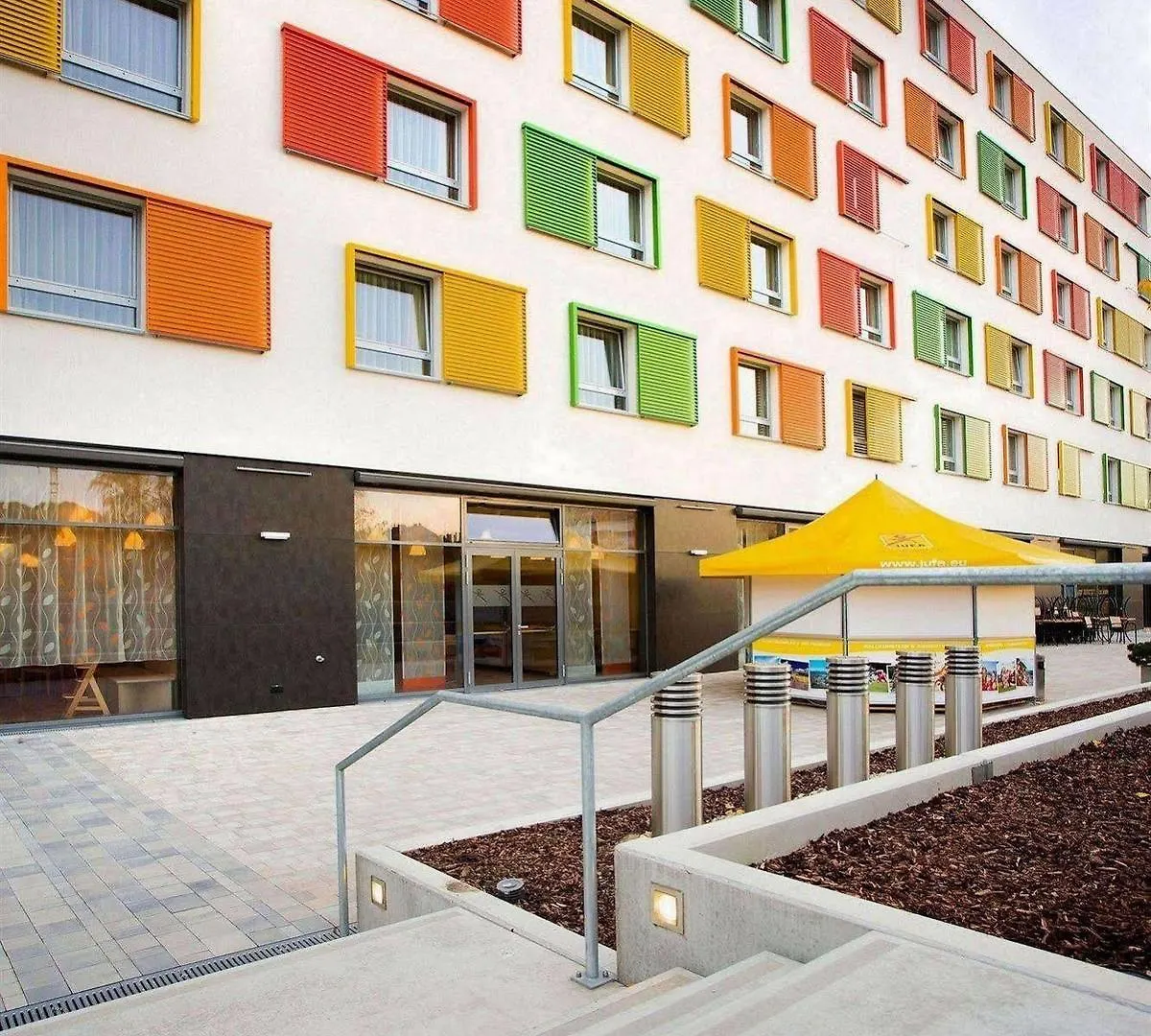 Jufa Hotel Wien City 4*,